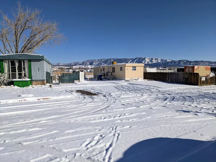 Lamp Lighter Mobile Home Park Picture 5