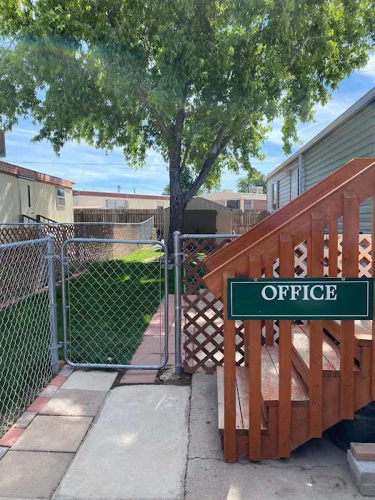 Central Manufactured Home Community Picture 7