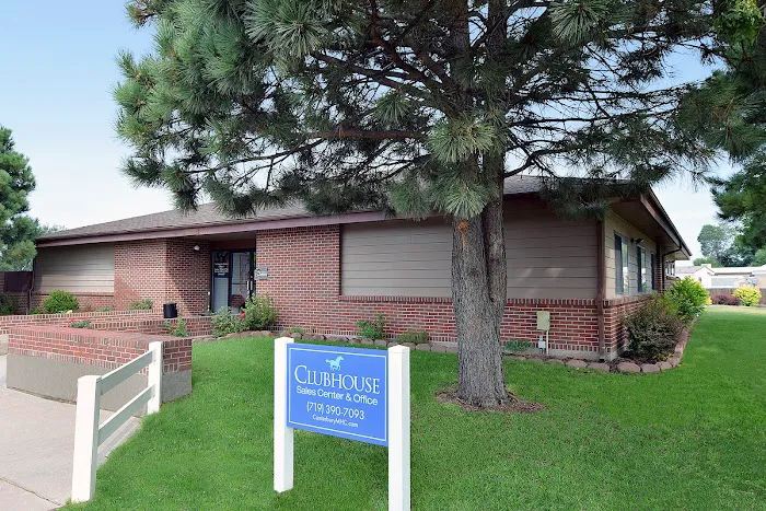 Canterbury Park Manufactured Home Community Picture 3