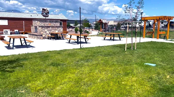 Peak RV Resort Picture 10