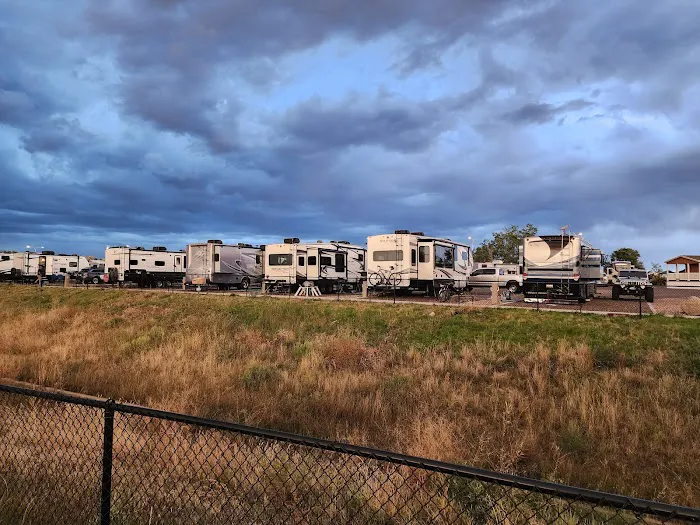 Peak RV Resort Picture 2