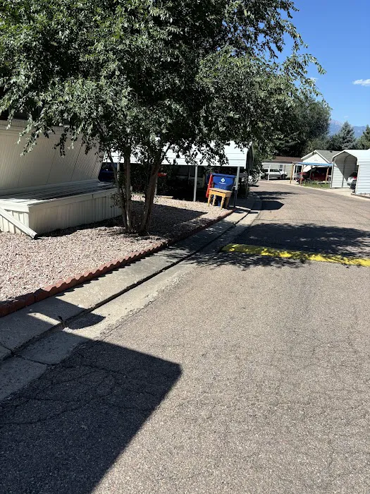 Quail Hill Mobile Home Community Picture 7