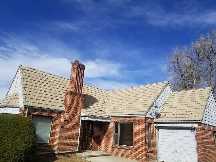 Friendly Village of Aurora Picture 6