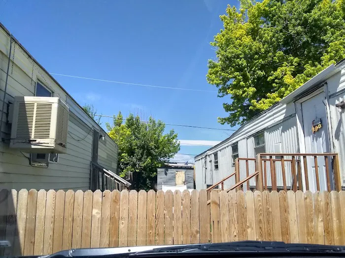 M & M Mobile Home Park Picture 3