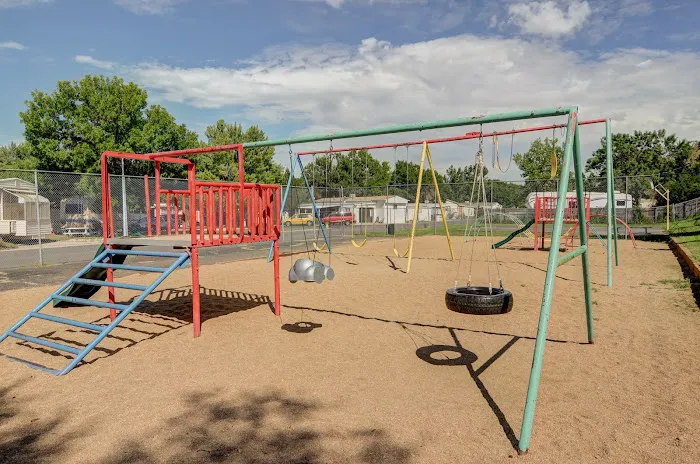 Hillcrest Village Picture 9