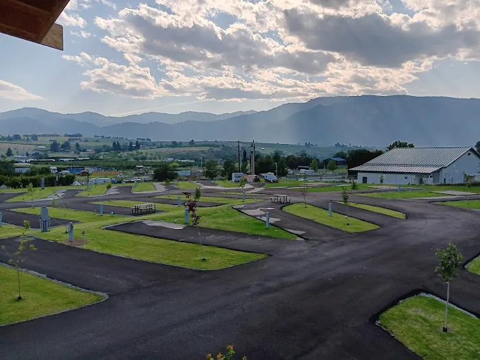 Four Lakes RV Park Picture 7