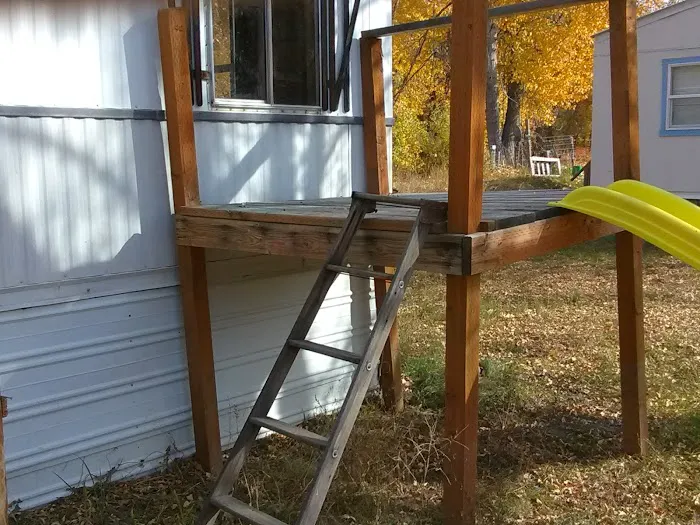 Horseshoe Mobile Home Park Picture 6