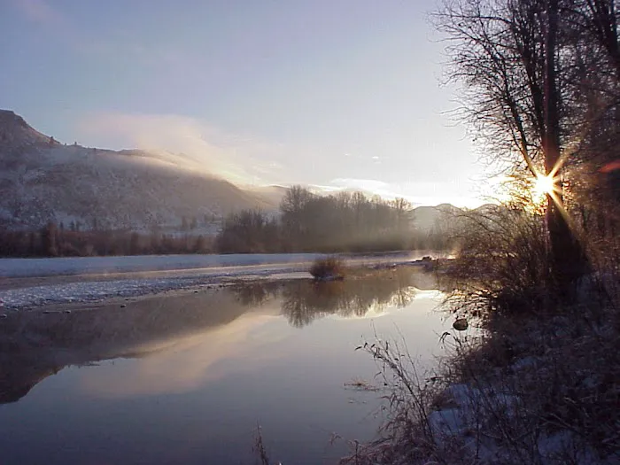 Riverbend RV Park Picture 7