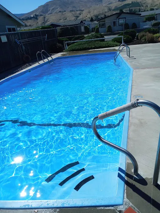 Twinpeaks Manor Mobile Home Park Picture 2