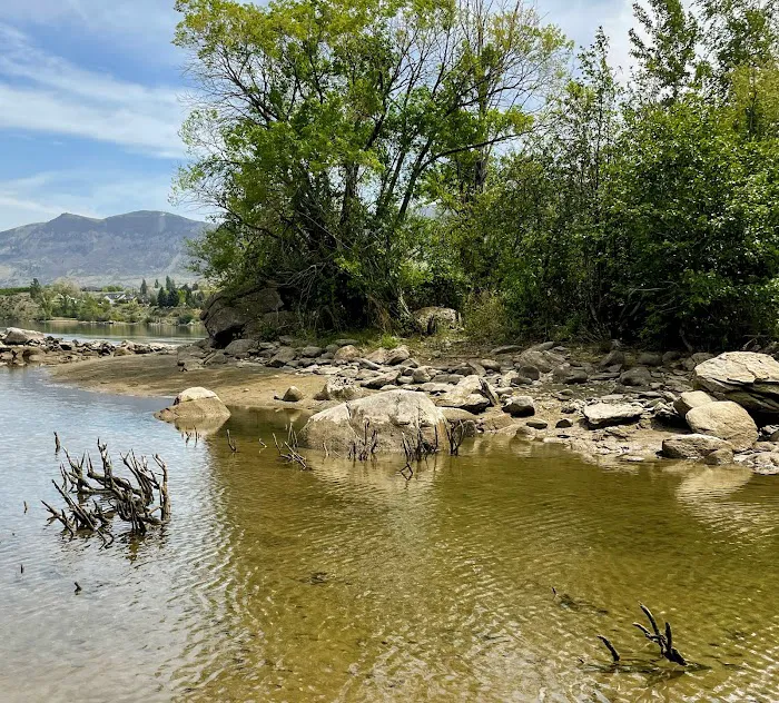 Riverside Mobile Home Park East Wenatchee WA Picture 2