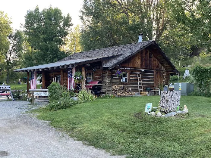 Pine Near RV Park & Campground Picture 4