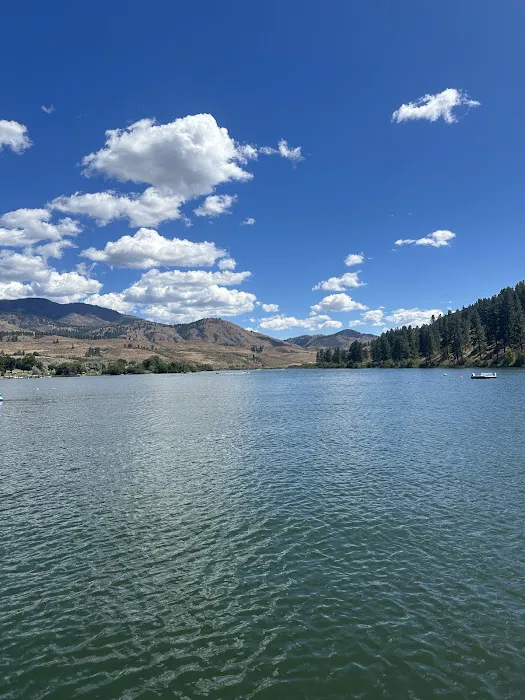 Silverline Lakeside Resort Picture 4