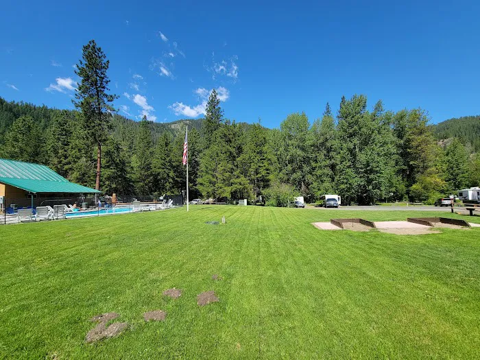 Blu-Shastin RV Park Picture 9