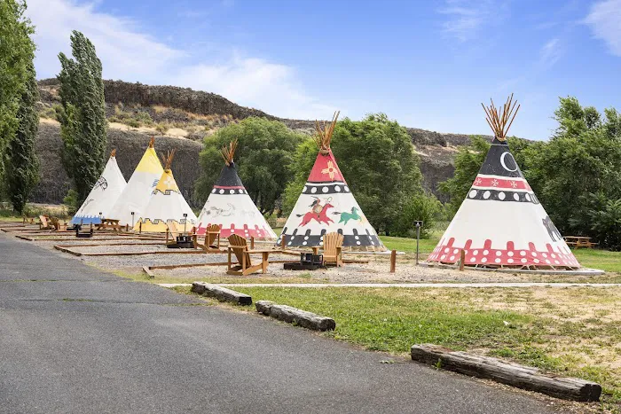 Smokiam RV Resort Picture 5