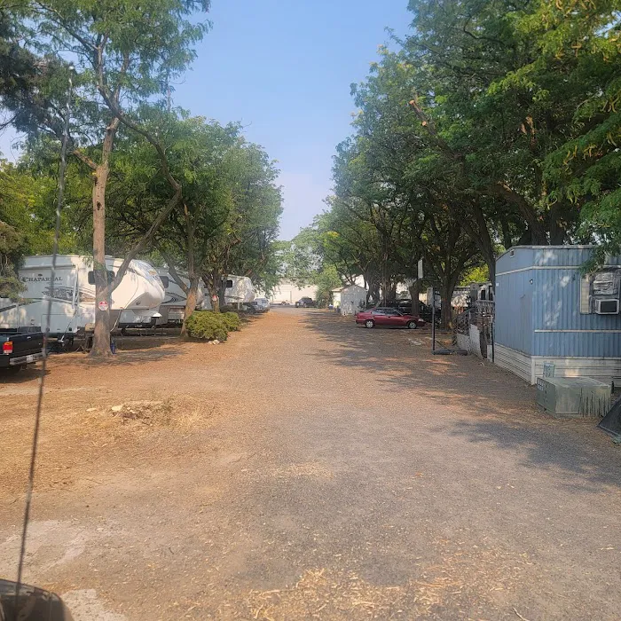 Ephrata Estates Mobile Home Park Picture 1