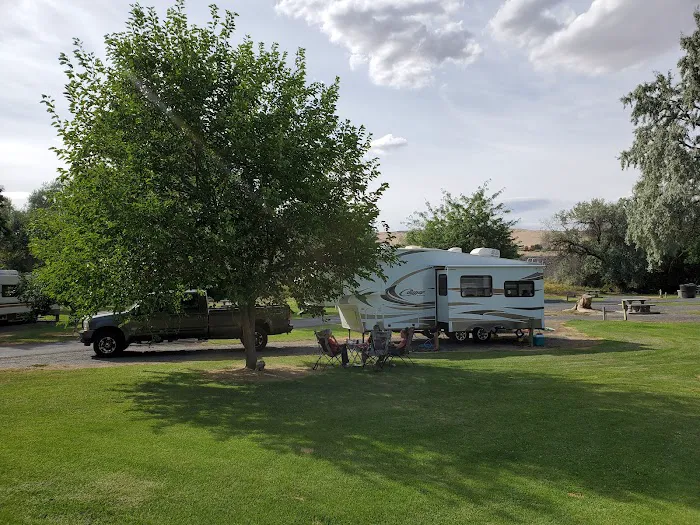 Oasis RV Park & Golf Course Picture 5