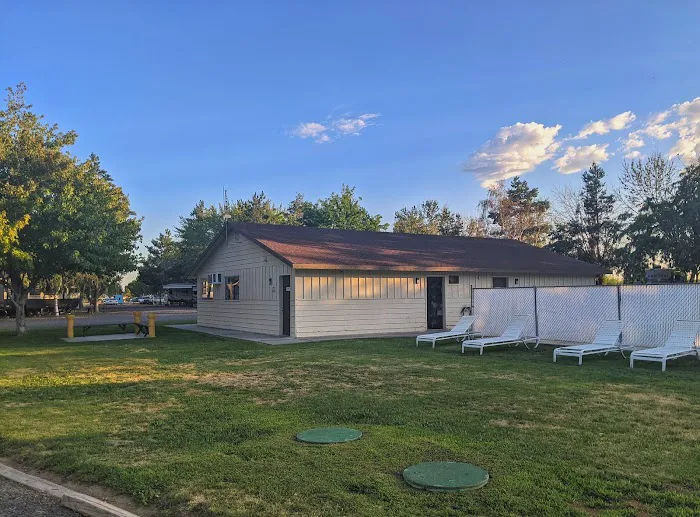 Ephrata Rv Park, Campground, and Driving Range Picture 3