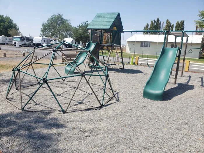 Ephrata Rv Park, Campground, and Driving Range Picture 2