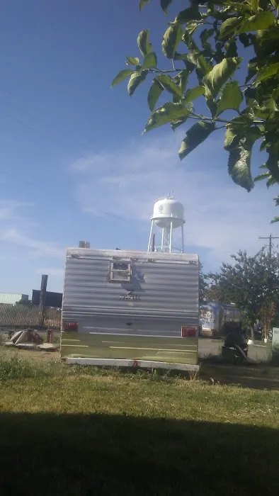 Entzel RV Park Picture 2