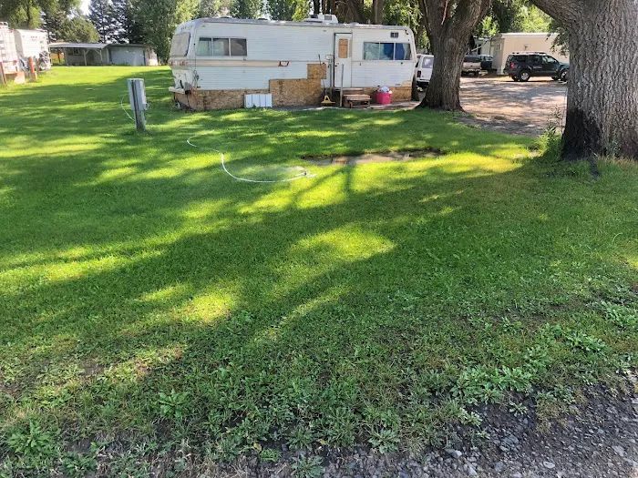 George WA Mobile Home & RV Park Picture 4