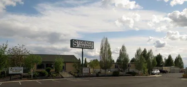 Desert Oasis RV Picture 6