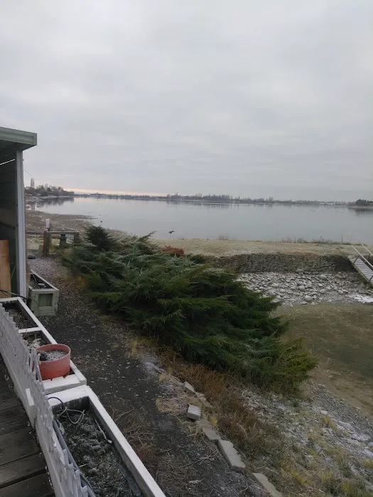 Broadway Estates Picture 6