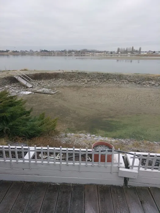 Broadway Estates Picture 4