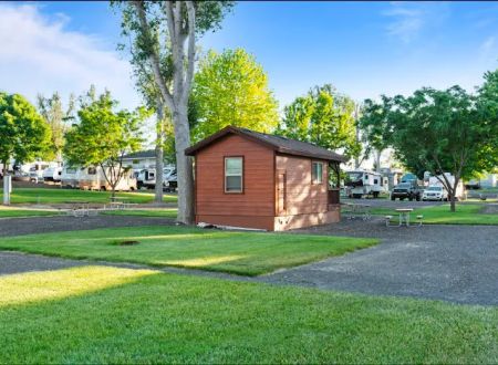 O'Sullivan Sportsman Resort