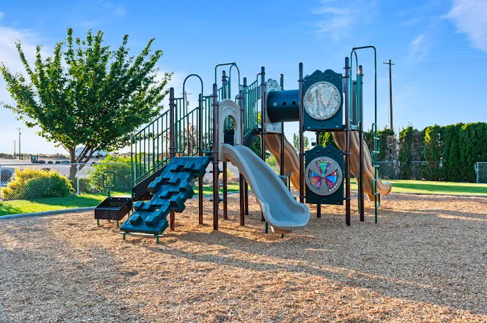 O'Sullivan Sportsman Resort Picture 4