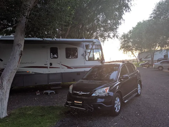 The Last Resort RV Park Picture 9