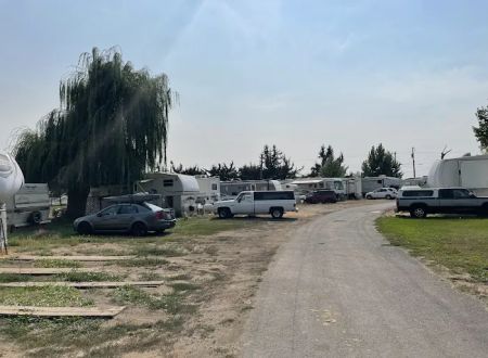 Willows Trailer Village
