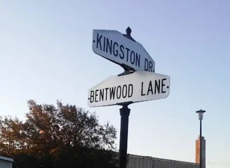 Kingswood Plaza