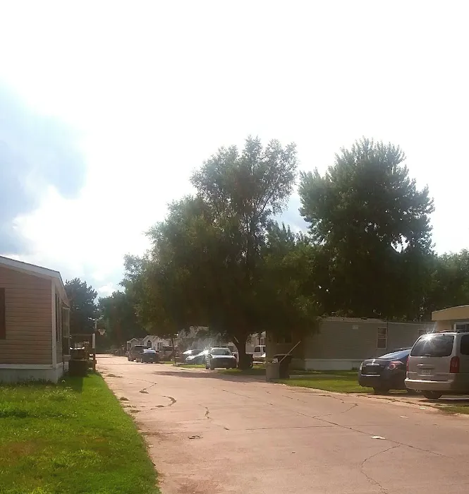 K & K Mobile Park Plaza Picture 1