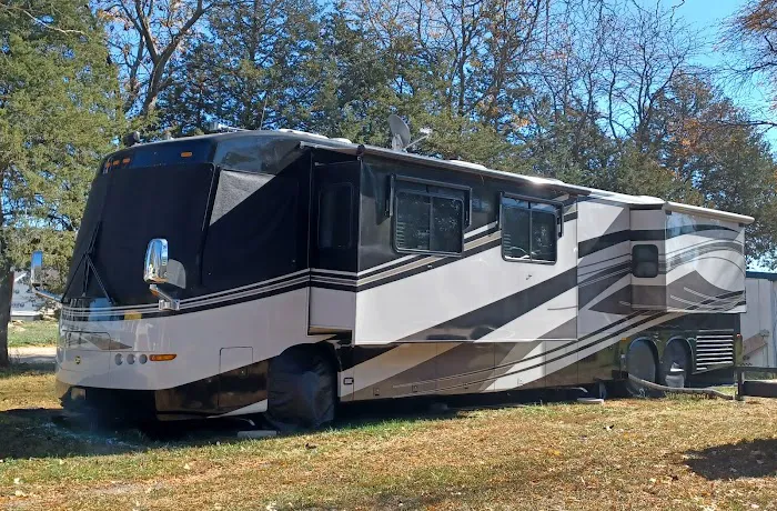 Smitty's RV Park Picture 3