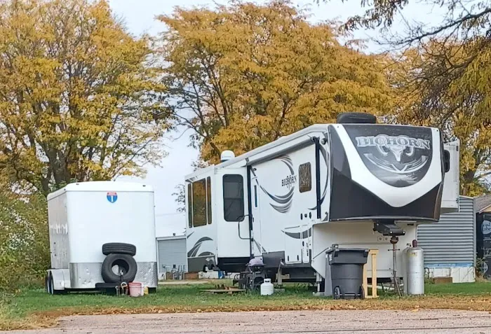 Smitty's RV Park Picture 4