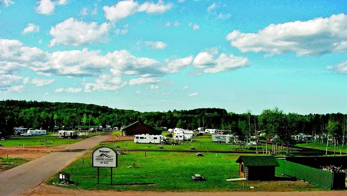 Country Village RV Park Picture 1