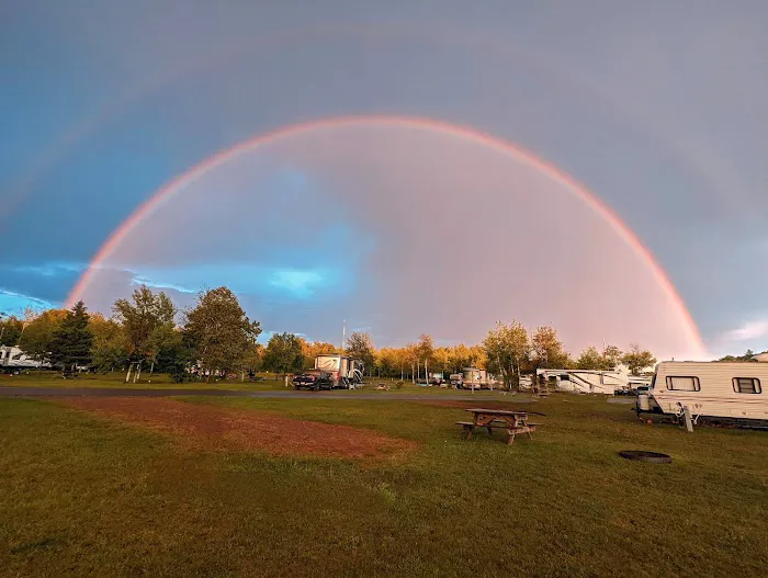 Country Village RV Park Picture 5