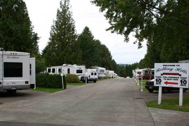 Rolling Hills Mobile Terrace & RV Park Picture 5