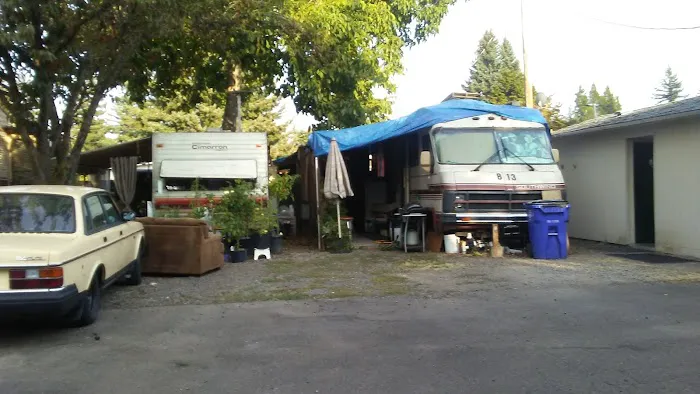 Mobile Estates, Manager: Robert Moffett Picture 2