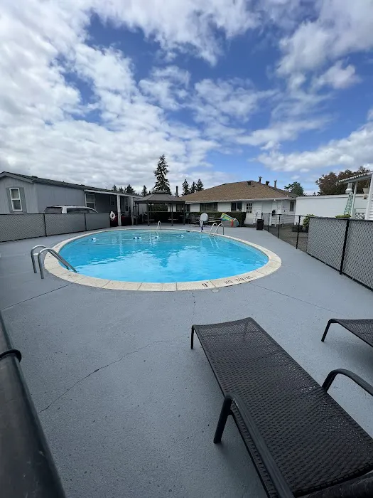 Mobile Park Plaza Inc Picture 1