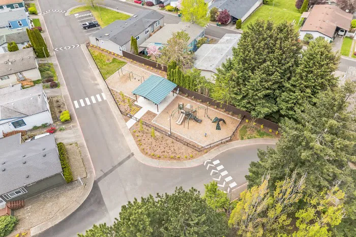 Columbia Heights, All-Age Manufactured Homes Community Picture 4