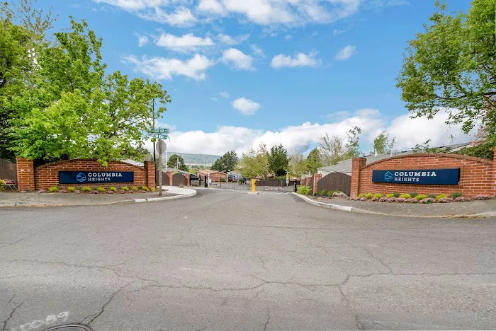 Columbia Heights, All-Age Manufactured Homes Community Picture 7