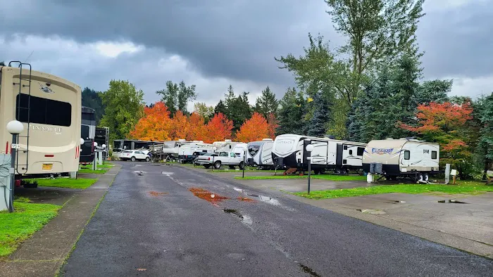 Sandy Riverfront Rv Resort Picture 1