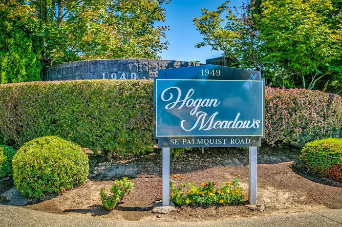 Hogan Meadows Picture 8