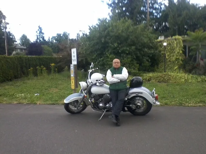 Circle Cedar Court Picture 1