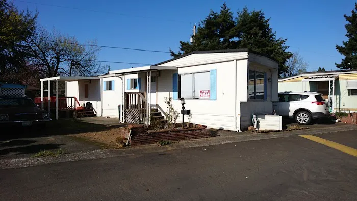 Holly Tree Mobile Home Park Picture 7