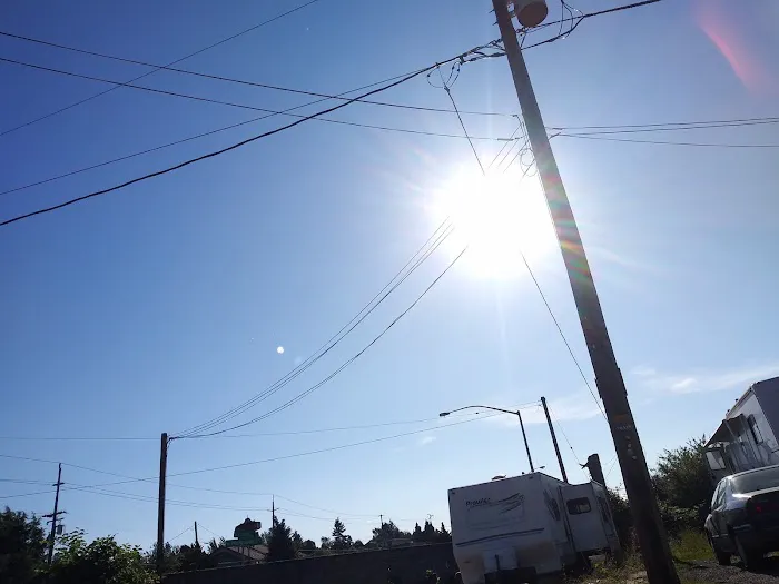 Glenwood Trailer Park Picture 6