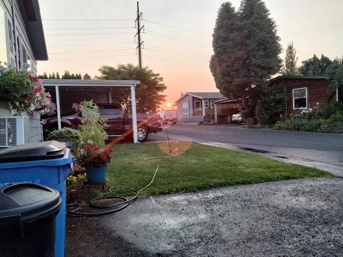 Great Western Mobile Home Park Picture 5