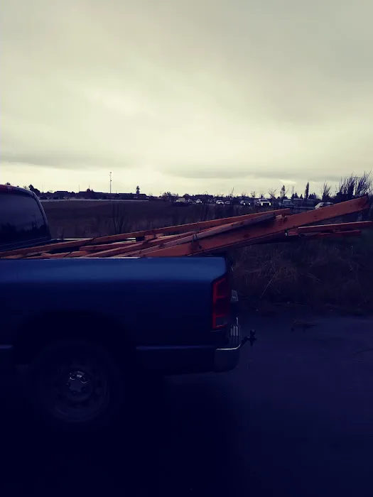 Cascade Park Village Picture 3