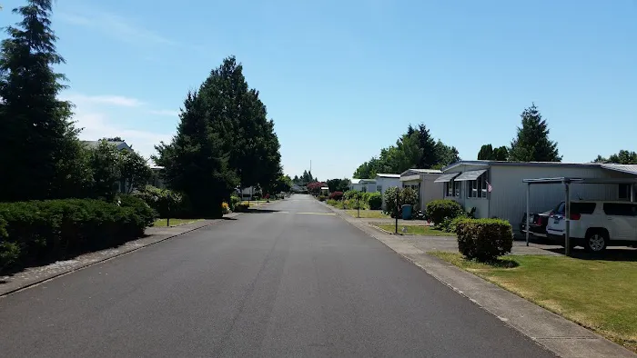 Le Mar Mobile Manor MHC Picture 7